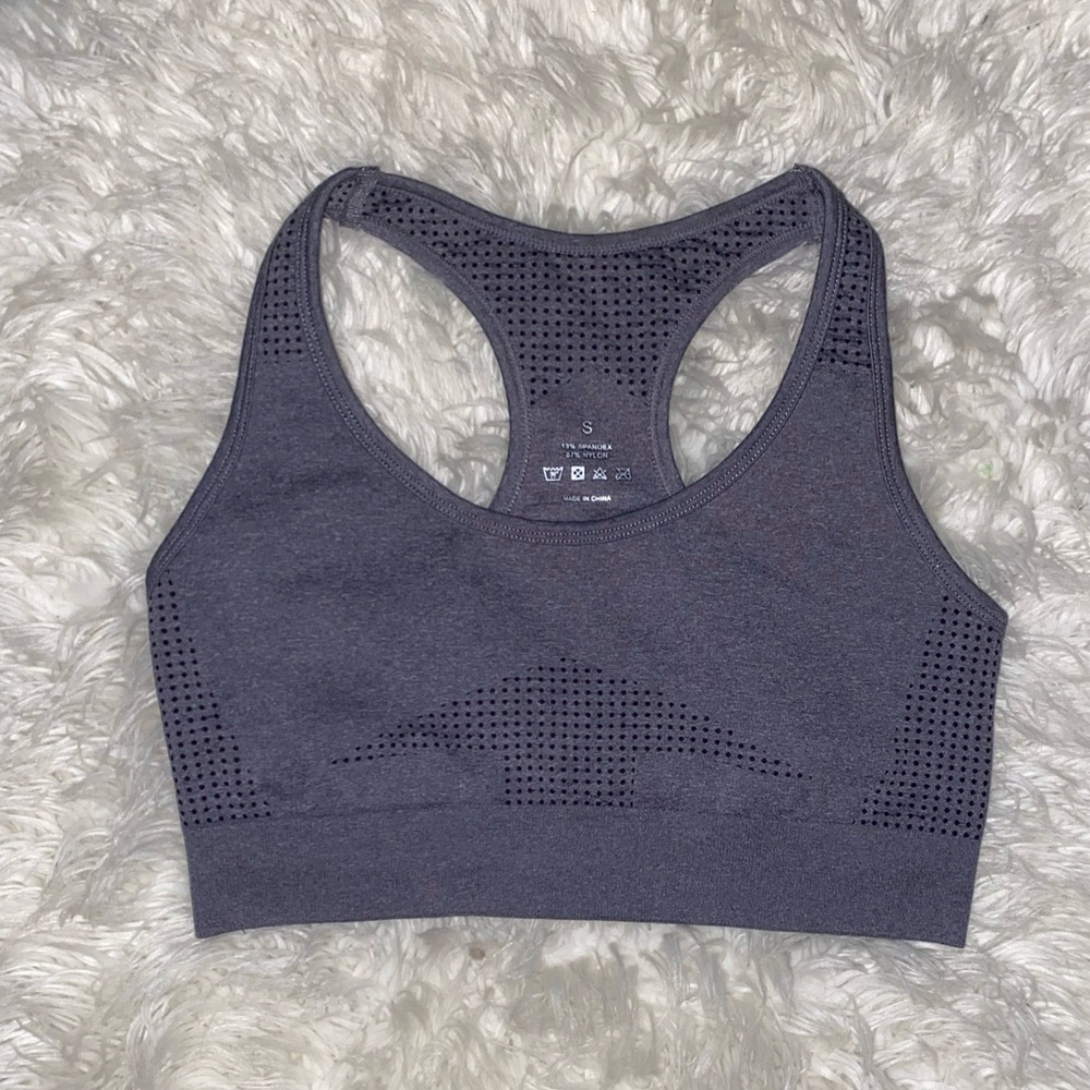 NVGTN gray seamless sports bra 🤍